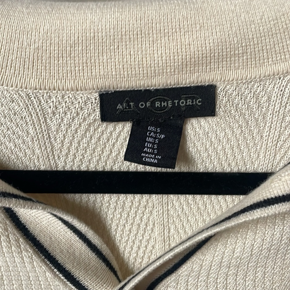 Beachy button down - Picture 2 of 2